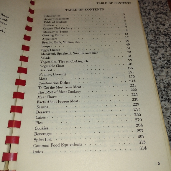 The Famous Chef Cook Book By JAMES A. McKNIGHT. 1956. Second Edition. - Picture 4 of 7